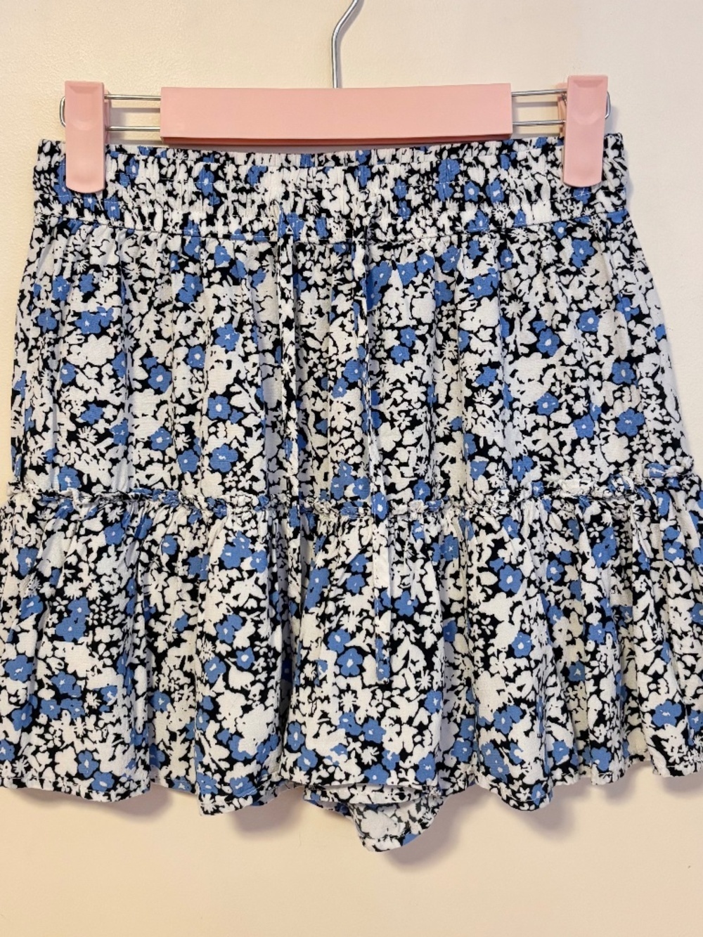 Zara Flare Ruffle Bloomer Shorts Cinched Waist Blue White Black Floral Womens S